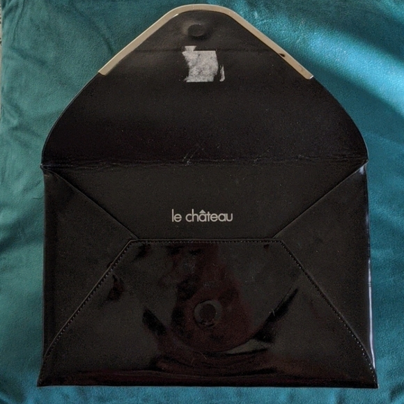 Clutch - Picture 4 of 4